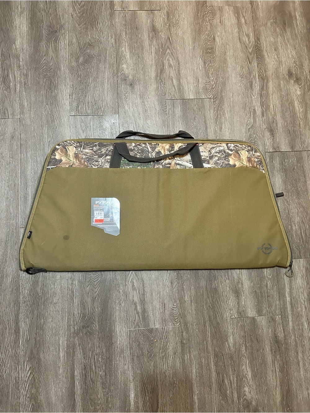 Olive Green Duffel Bag with Camouflage Accent - Tactical Carry